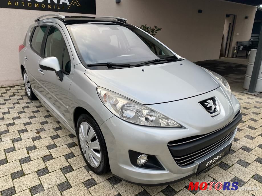 2009' Peugeot 207 Sw photo #1