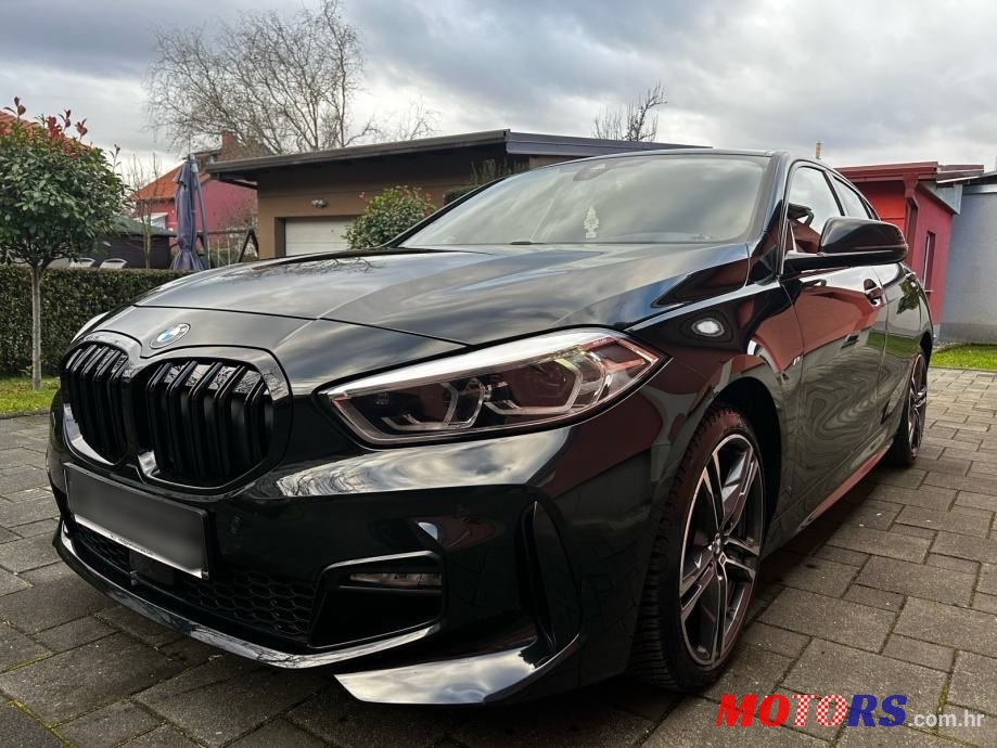 2021' BMW Serija 1 116D photo #6