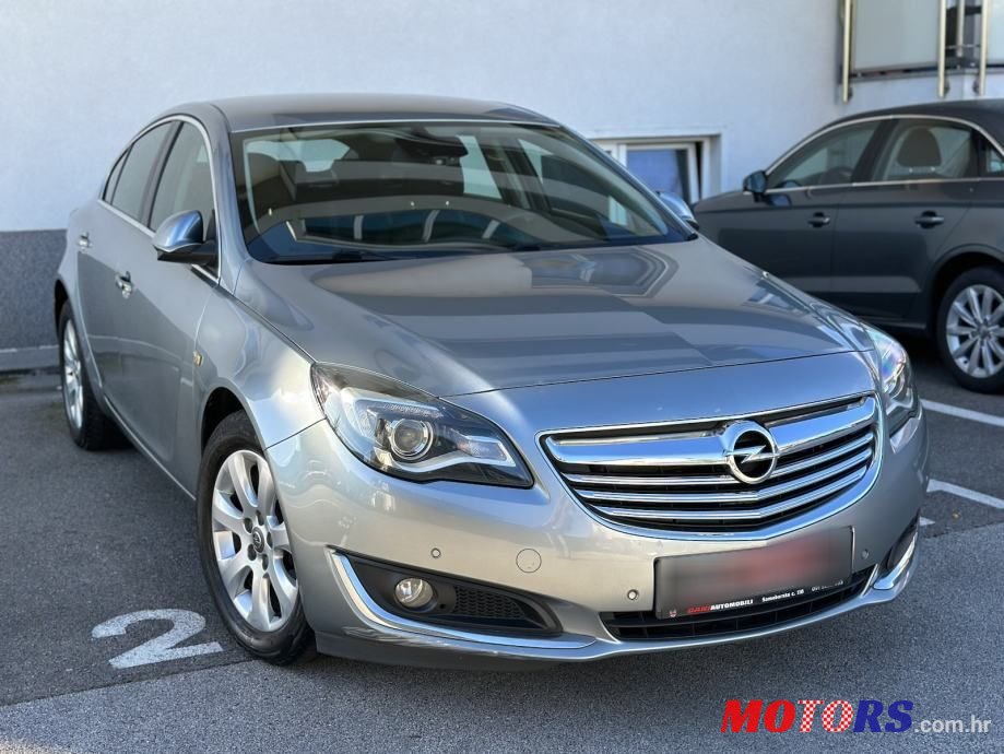 2014' Opel Insignia Sport photo #1