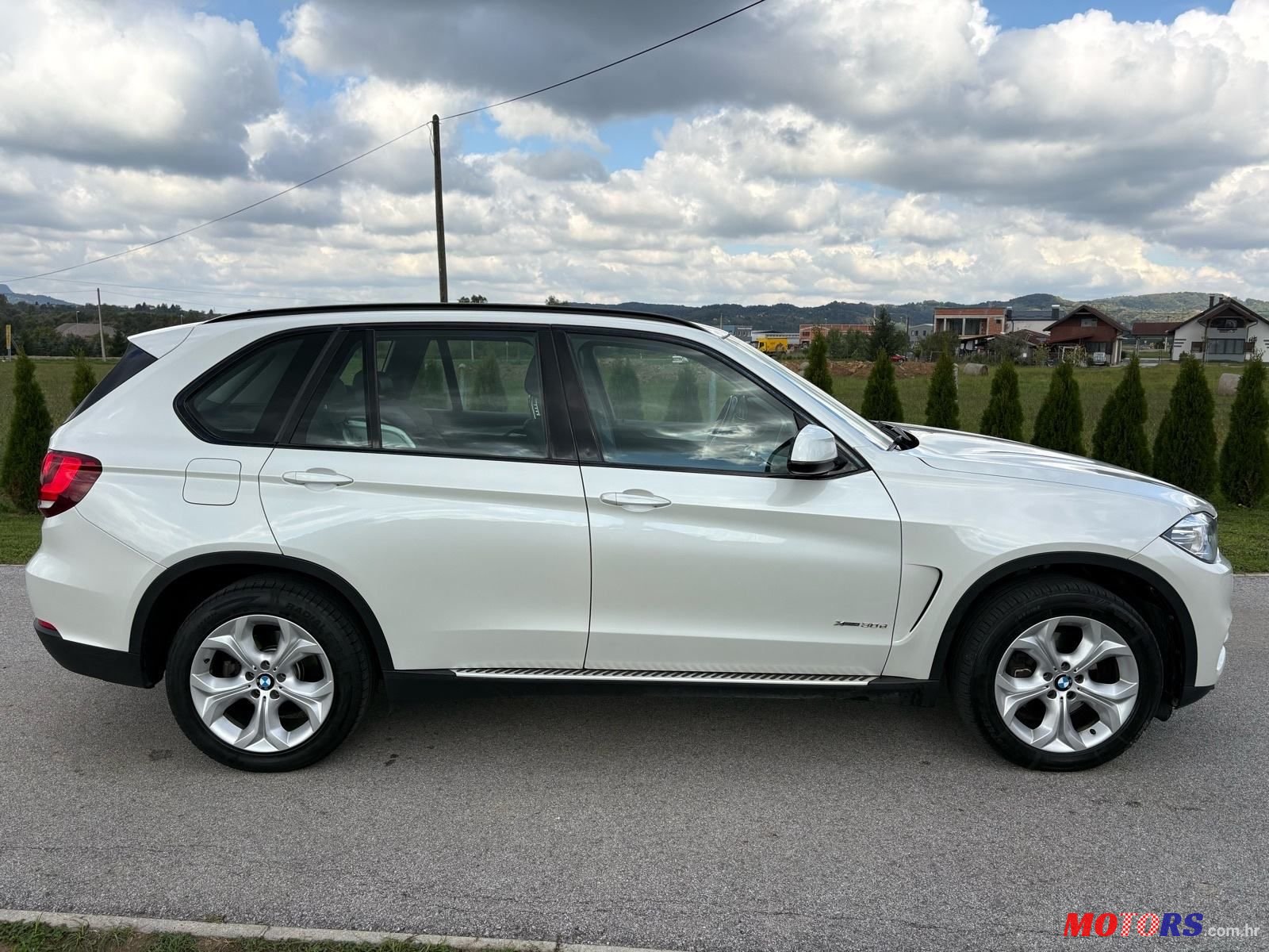 2014' BMW X5 Xdrive30D photo #5