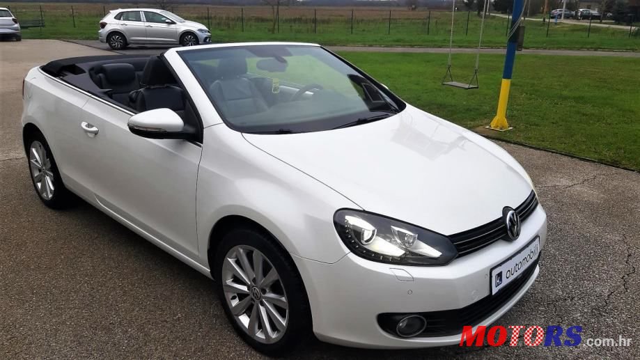 2012' Volkswagen Golf 2.0 Tdi photo #1