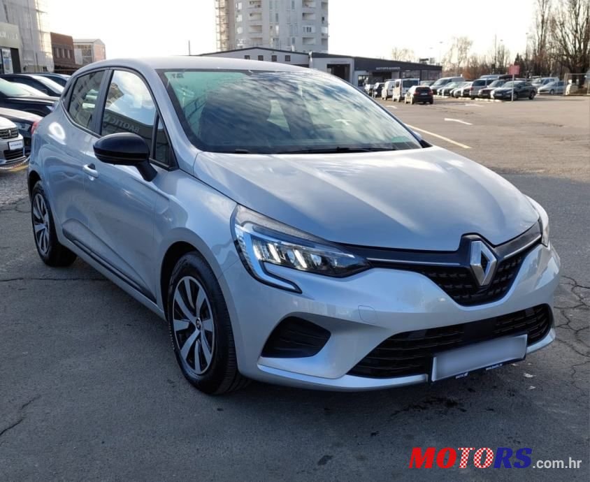 2023' Renault Clio photo #4