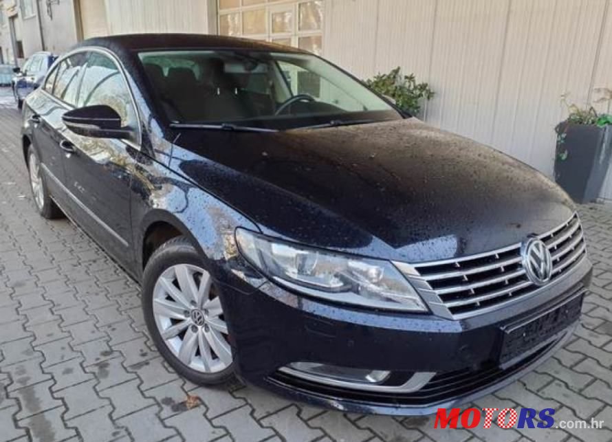 2014' Volkswagen Passat 2,0 Tdi Bmt photo #3