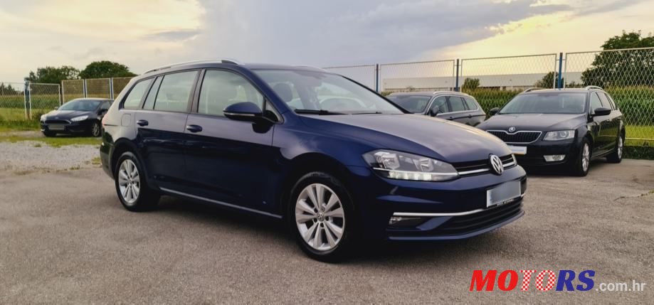 2019' Volkswagen Golf 7 Variant photo #1