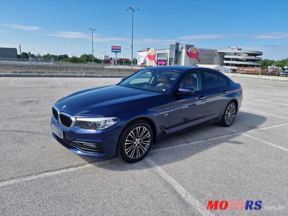 2017' BMW Serija 5 520D photo #2