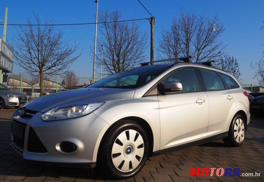 2013' Ford Focus Karavan 1.6Tdci photo #1