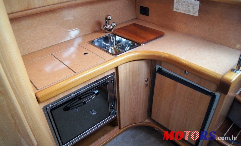 2002' SeaLine S28 photo #2