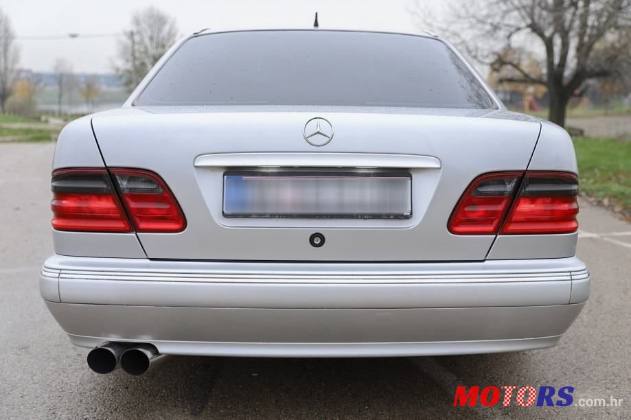 2000' Mercedes-Benz E-Klasa 320 photo #4