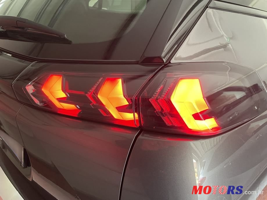 2021' Peugeot 2008 1,5 Bluehdi photo #6
