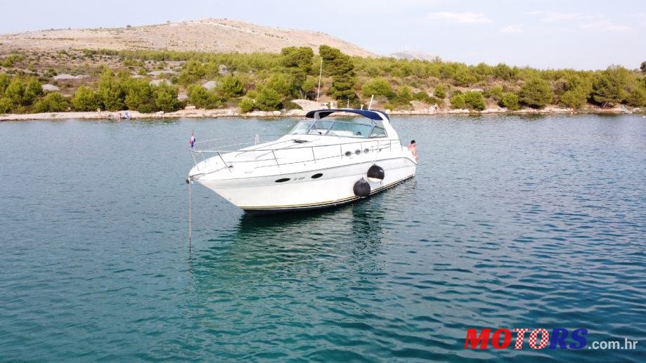 1995' Sea Ray 370 SUNDANCER photo #1