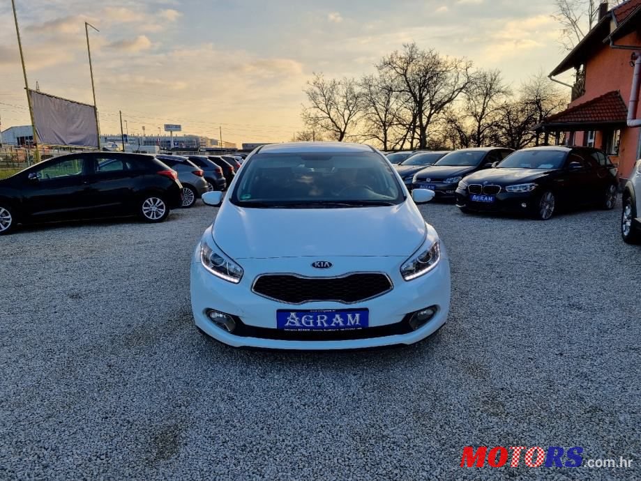 2014' Kia Ceed photo #3
