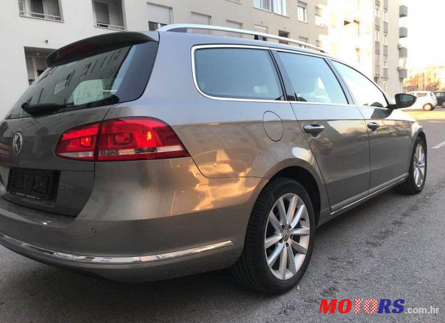 2013' Volkswagen Passat photo #2