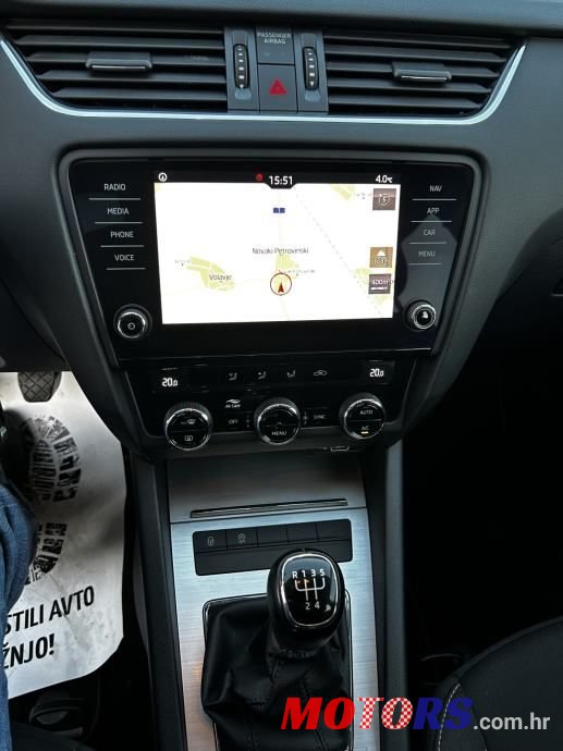 2018' Skoda Octavia Combi photo #3