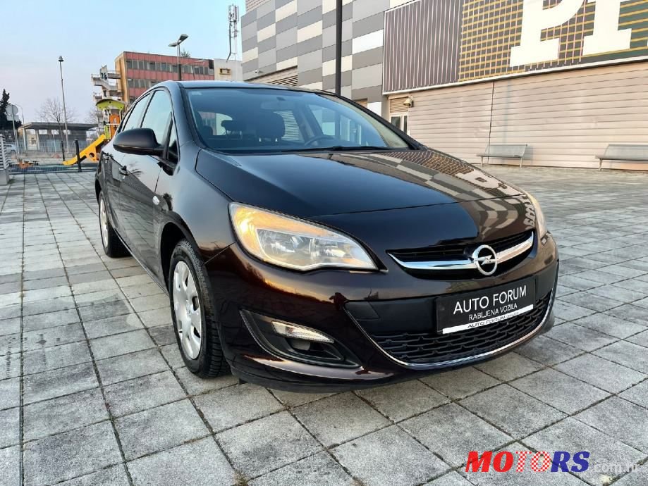 2014' Opel Astra 1.4 photo #1