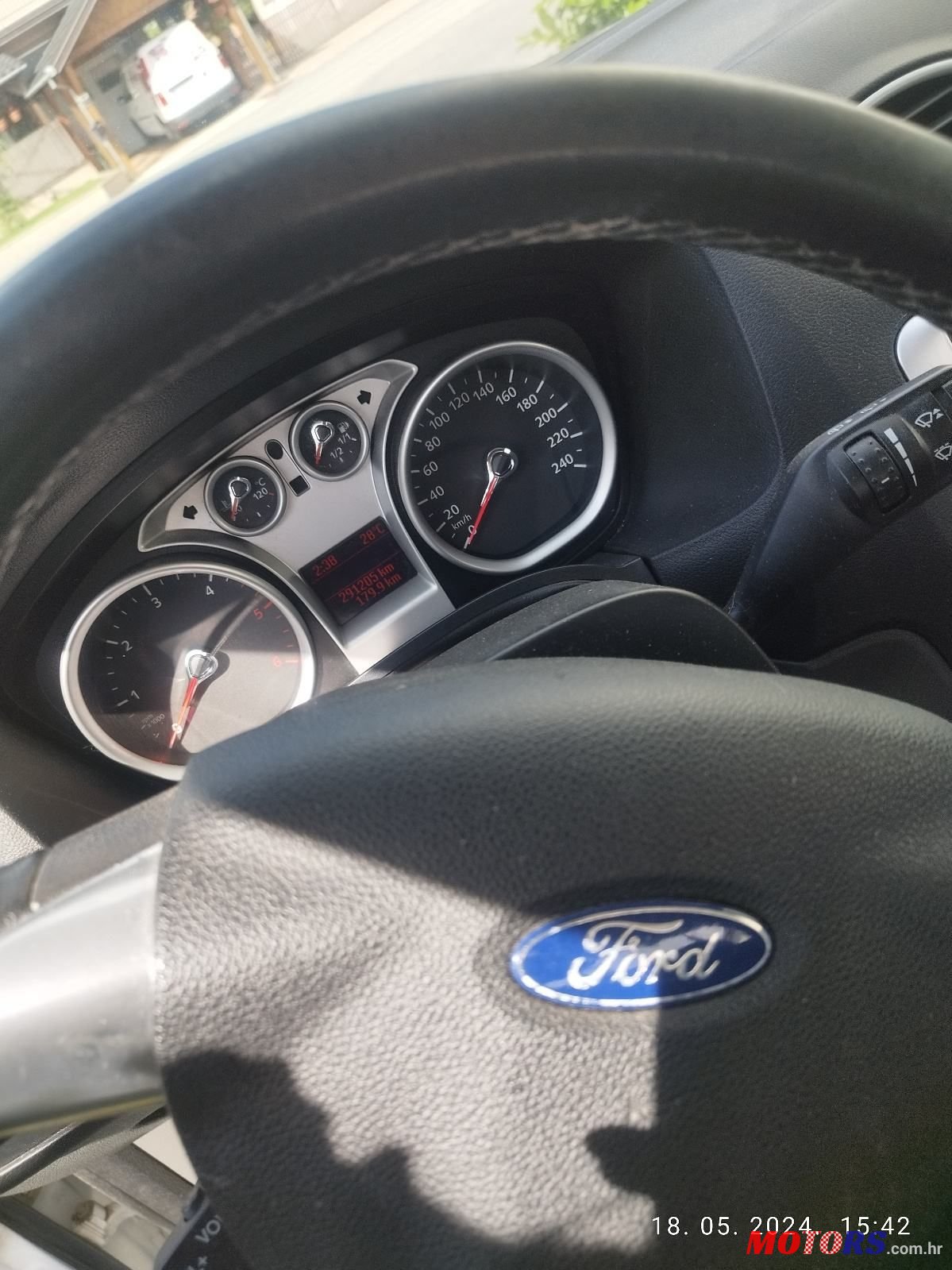 2011' Ford Focus 1,6 photo #4