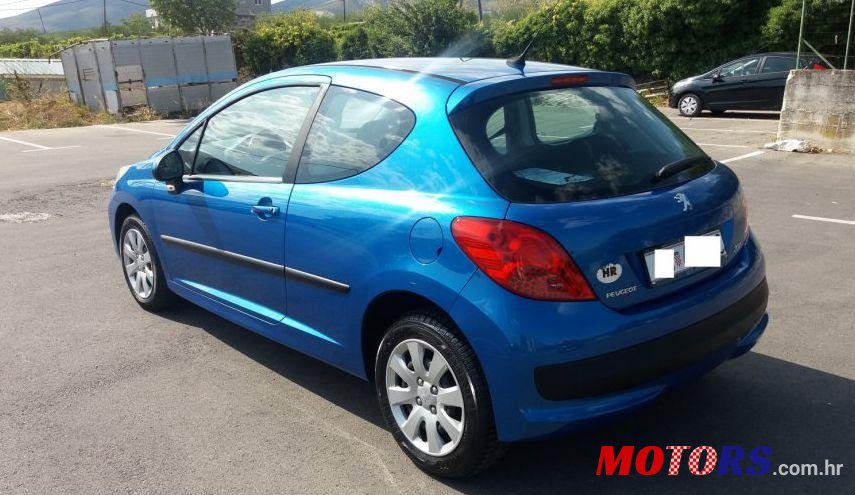 2007' Peugeot 207 photo #2