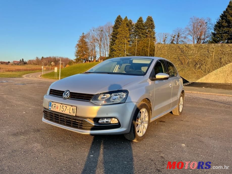 2017' Volkswagen Polo photo #4