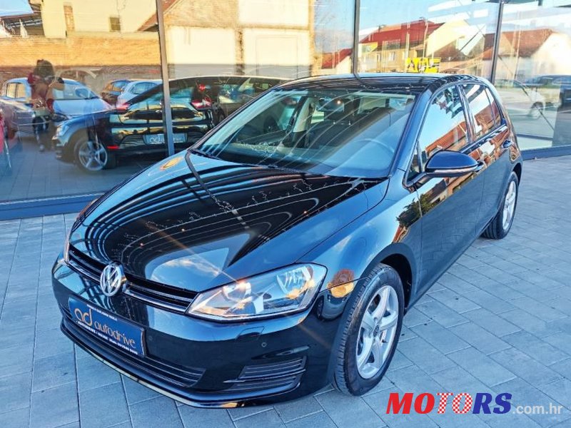 2013' Volkswagen Golf 7 1,6 Tdi Bmt photo #2