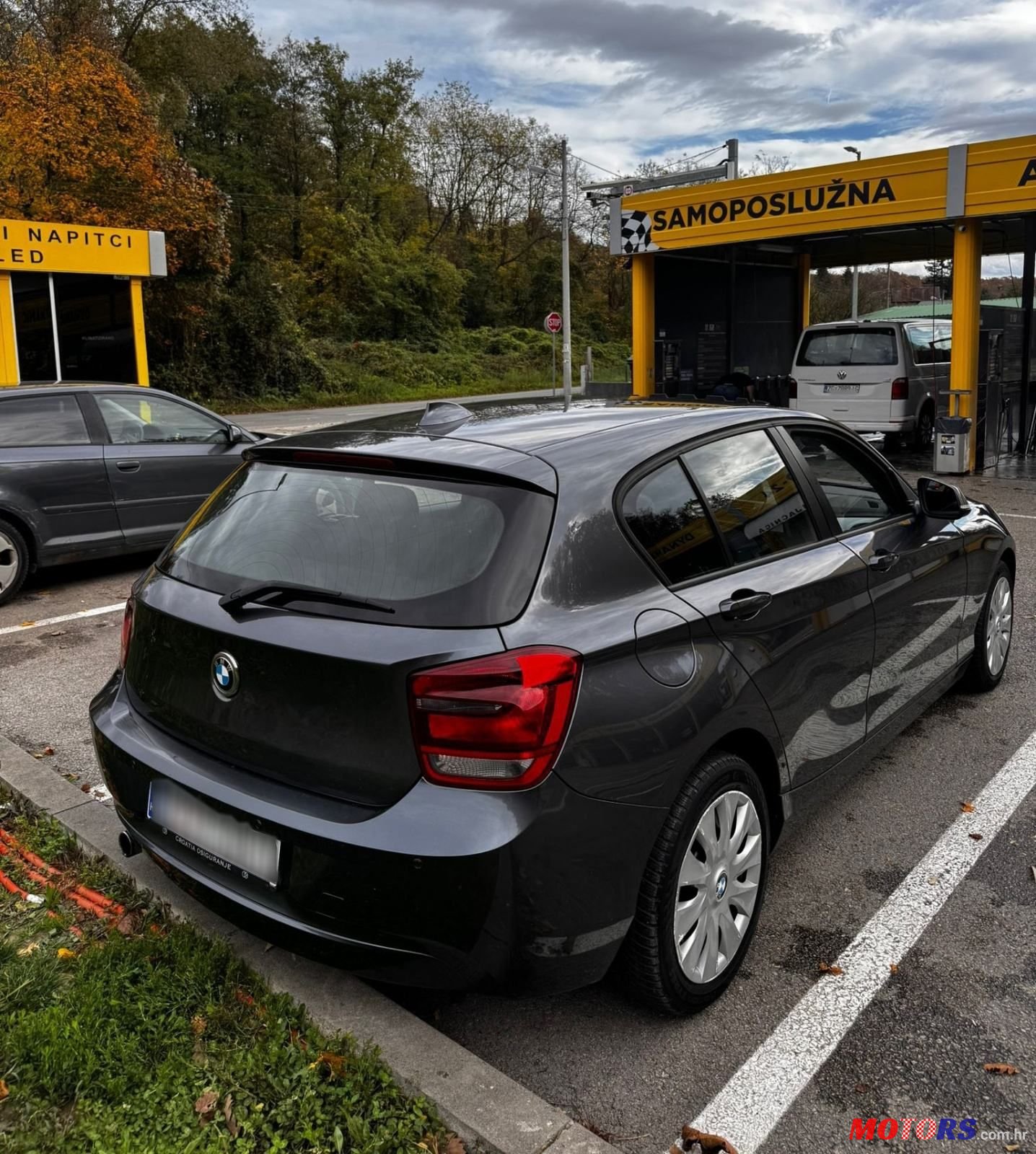 2011' BMW Serija 1 118D photo #4