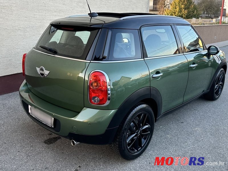 2015' MINI Countryman Cooper D photo #4