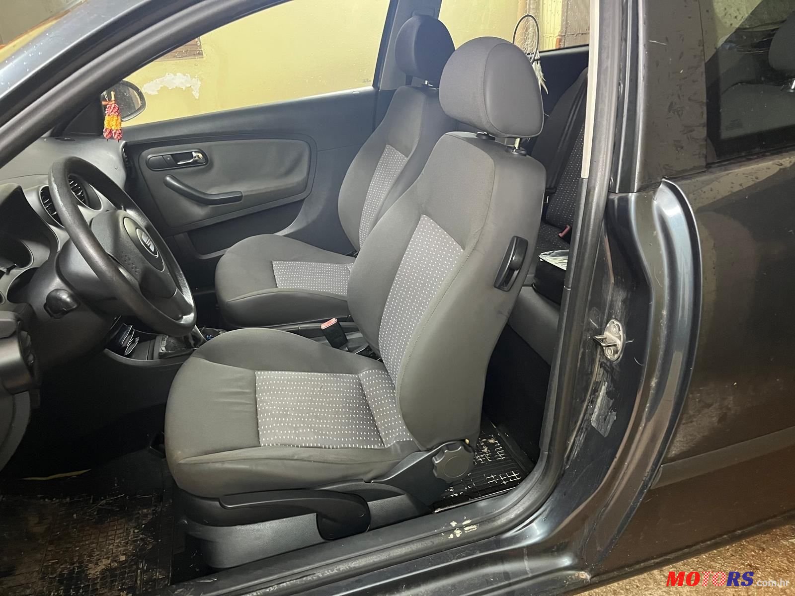 2006' SEAT Ibiza 1,9 Sdi photo #5