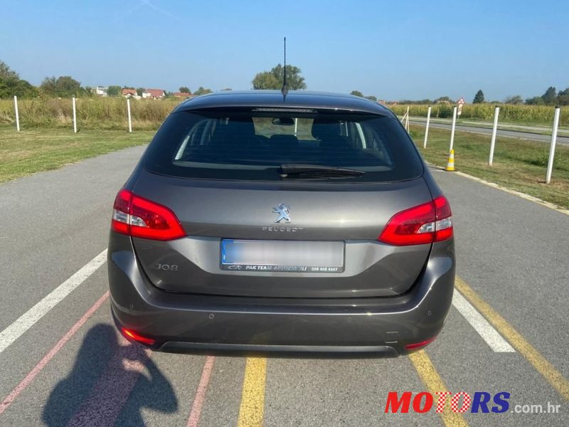 2018' Peugeot 308 1,5 Bluehdi photo #5