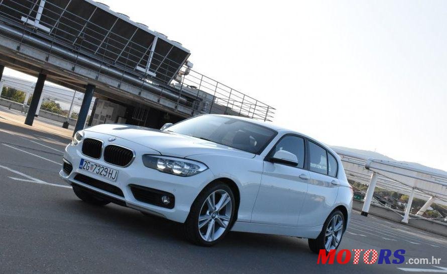 2016' BMW Serija 1 118D photo #1