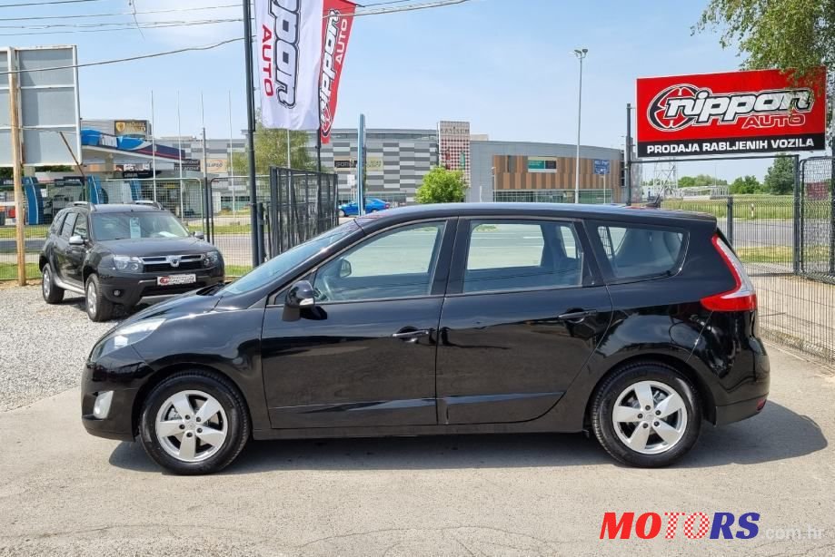 2011' Renault Scenic 1,9 Dci photo #4