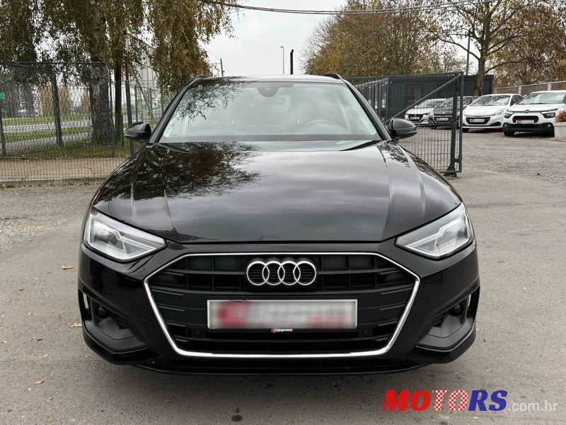 2019' Audi A4 Avant photo #2