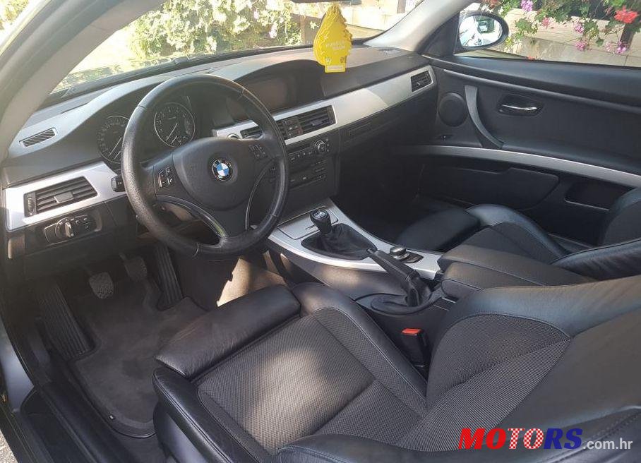 2006' BMW Serija 3 Coupe 325Ci photo #2