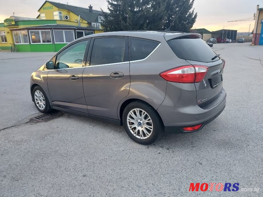 2015' Ford C-MAX Titanium photo #4
