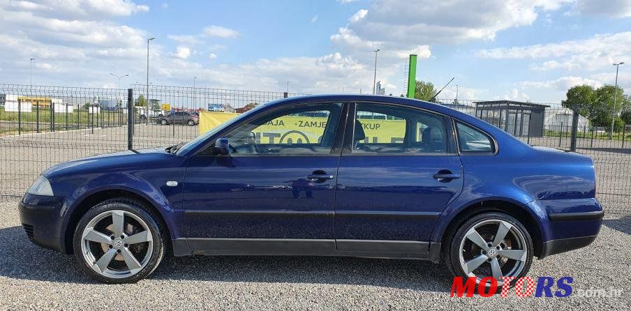 2002' Volkswagen Passat 1,9 Tdi photo #1