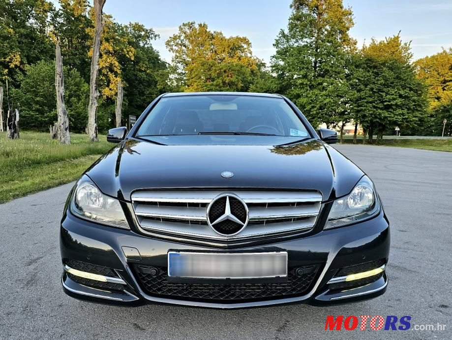 2013' Mercedes-Benz C-Klasa 180 Cdi photo #1