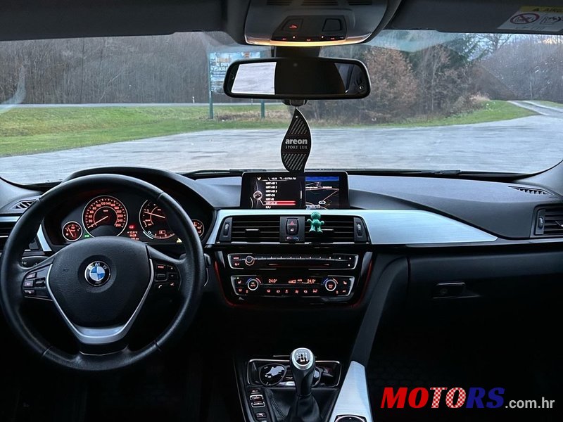 2014' BMW Serija 3 318D photo #1