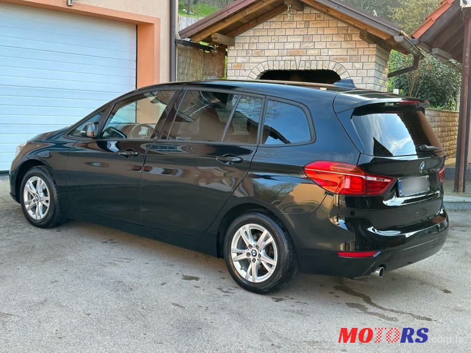 2016' BMW Serija 2 218D photo #5