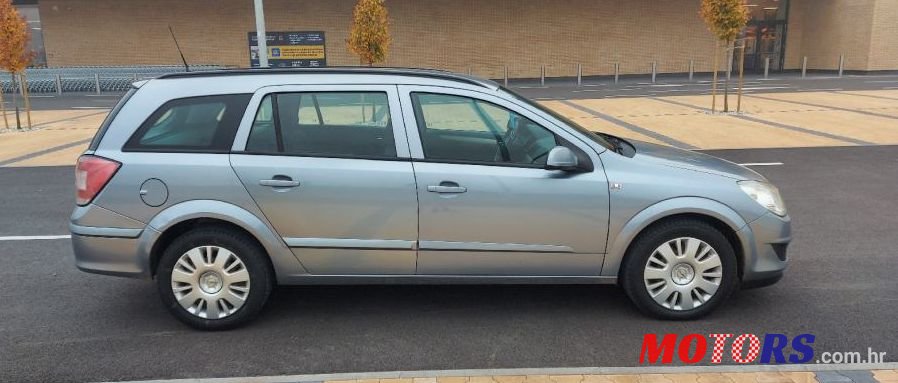 2007' Opel Astra 1,7 Cdti photo #1