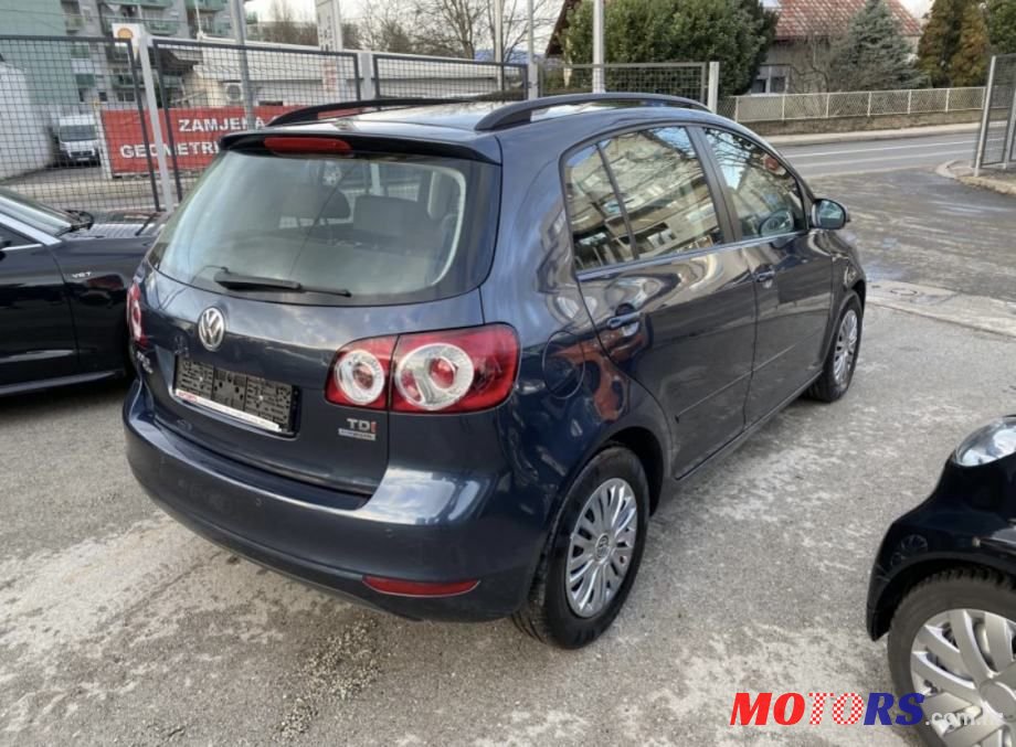 2011' Volkswagen Golf Plus 1,6 Tdi photo #3