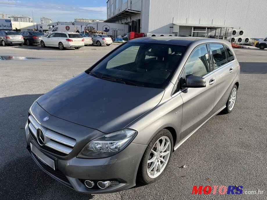 2012' Mercedes-Benz B-Klasa photo #1