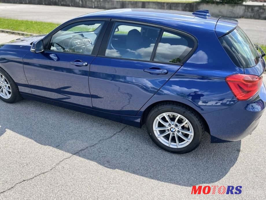 2016' BMW Serija 1 116D photo #6