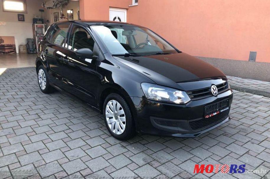 2013' Volkswagen Polo 1,6 Tdi photo #1