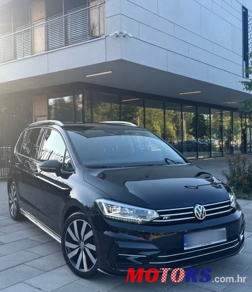 2017' Volkswagen Touran 2,0 Tdi photo #1