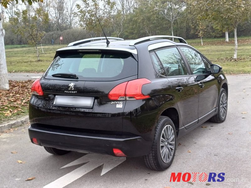 2013' Peugeot 2008 1,4 Hdi photo #3