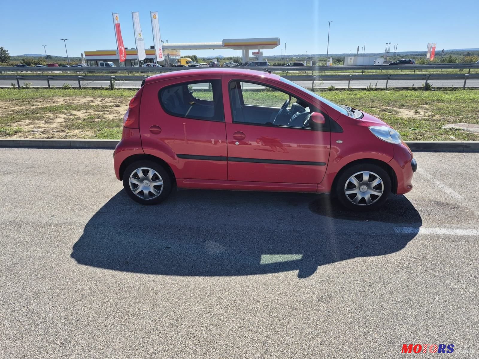 2006' Peugeot 107 1,0 photo #5