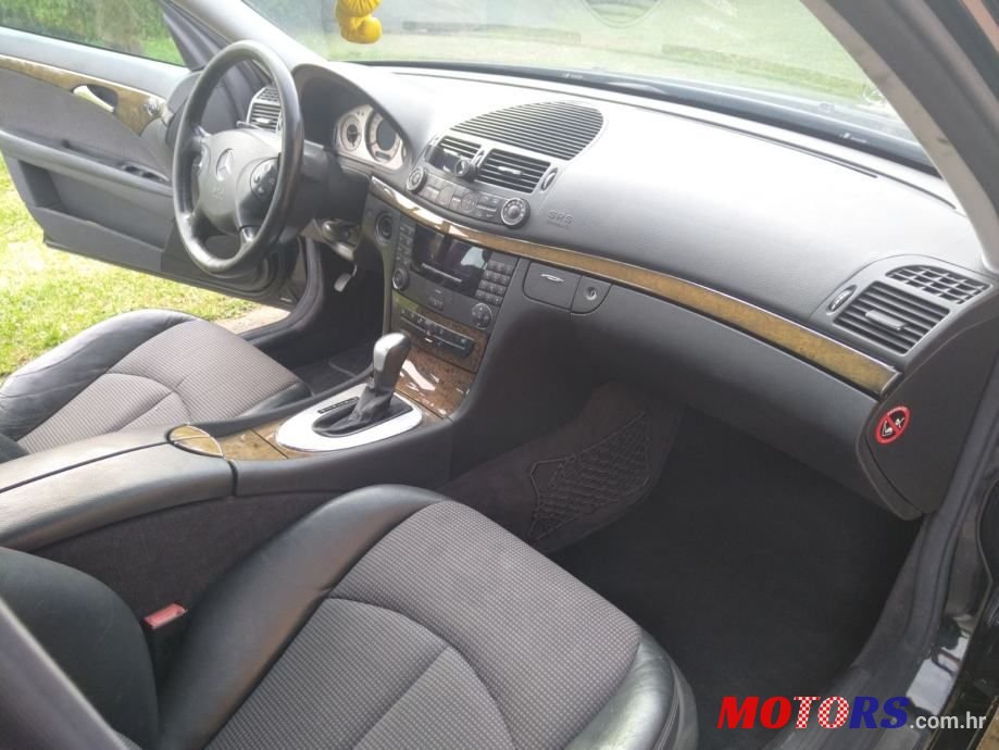 2004' Mercedes-Benz E-Klasa 270 Cdi photo #5