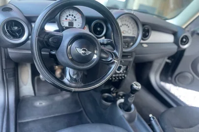 2010' MINI Cooper Cooper D