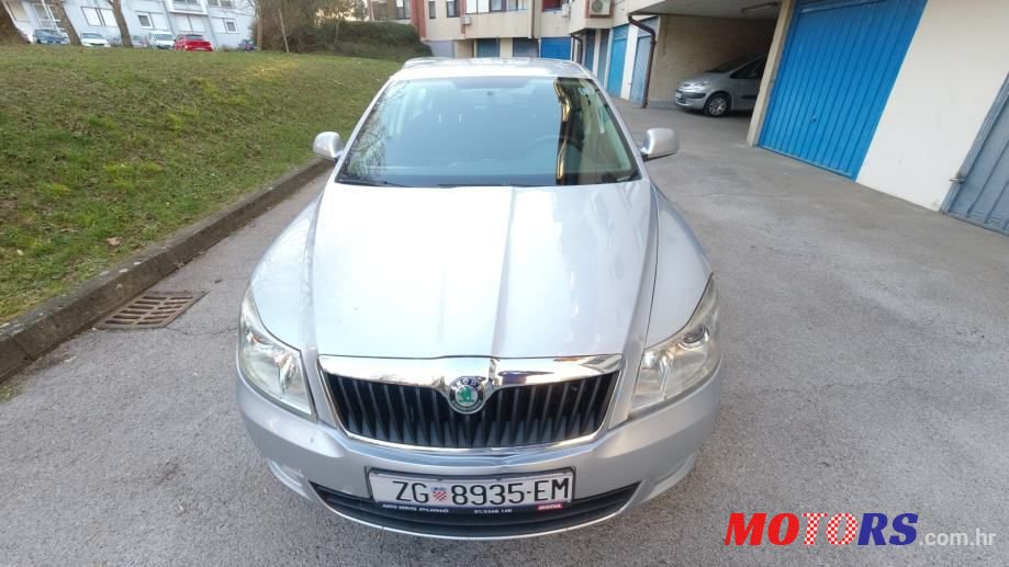2011' Skoda Octavia 1,6 Tdi photo #1