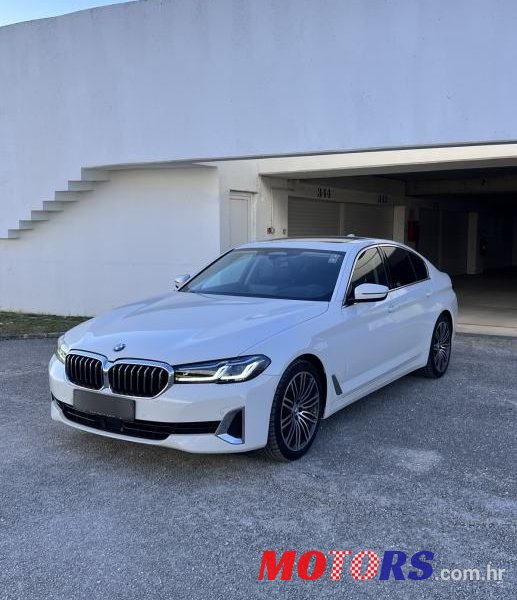 2021' BMW Serija 5 540Xd photo #1