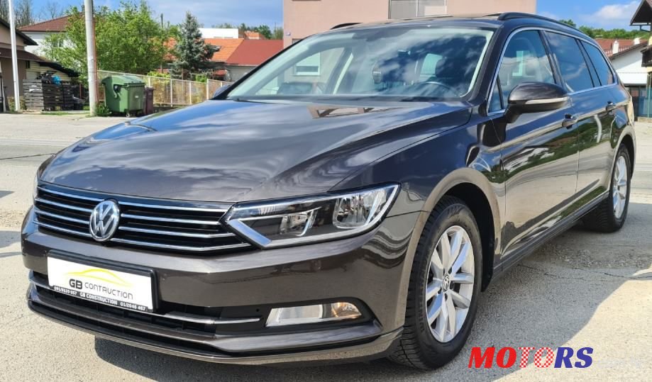 2018' Volkswagen Passat Variant photo #1