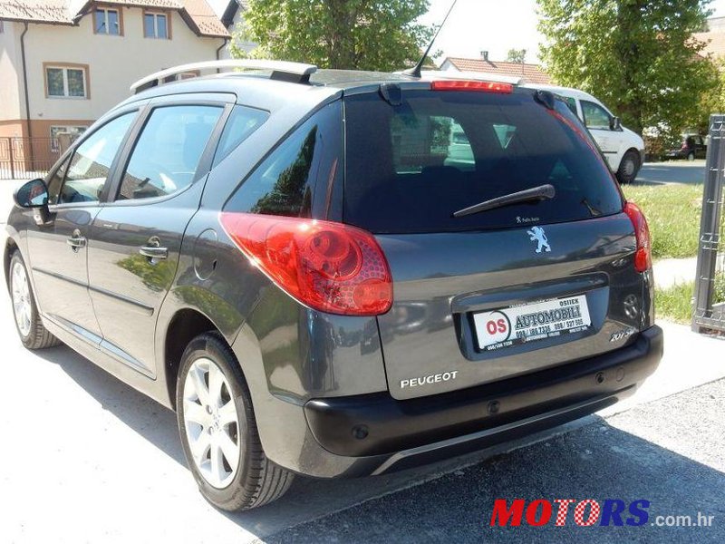 2007' Peugeot 207 Sw photo #1