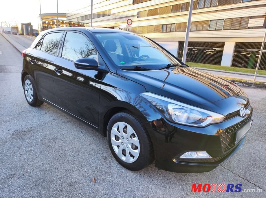 2016' Hyundai i20 1,25 photo #1